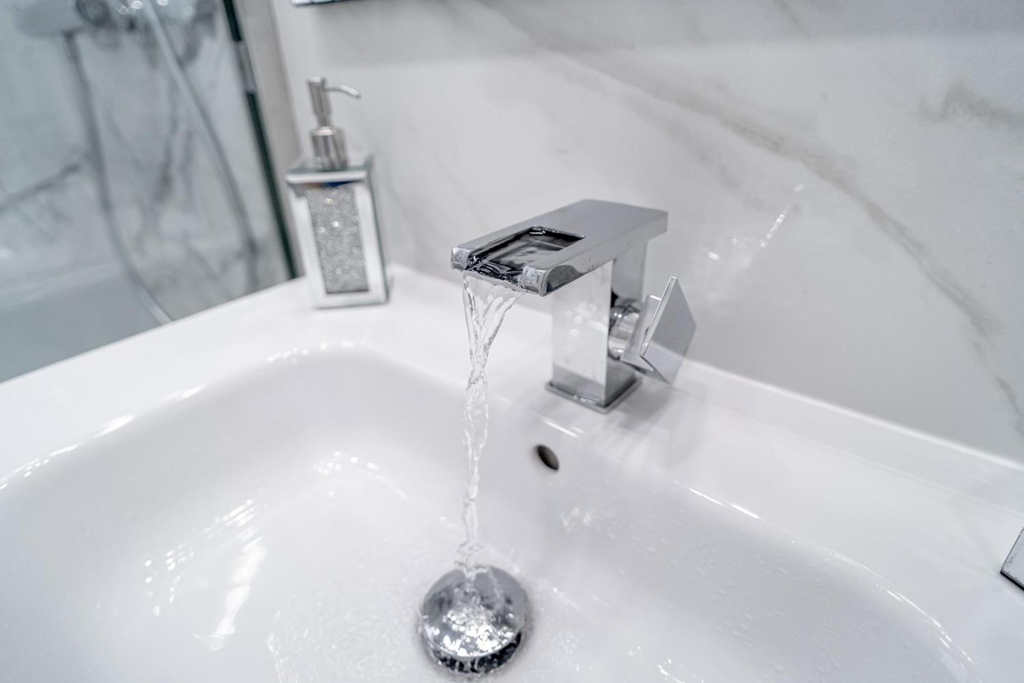 Silver Horizon Luxury Apartment 内尔哈 外观 照片