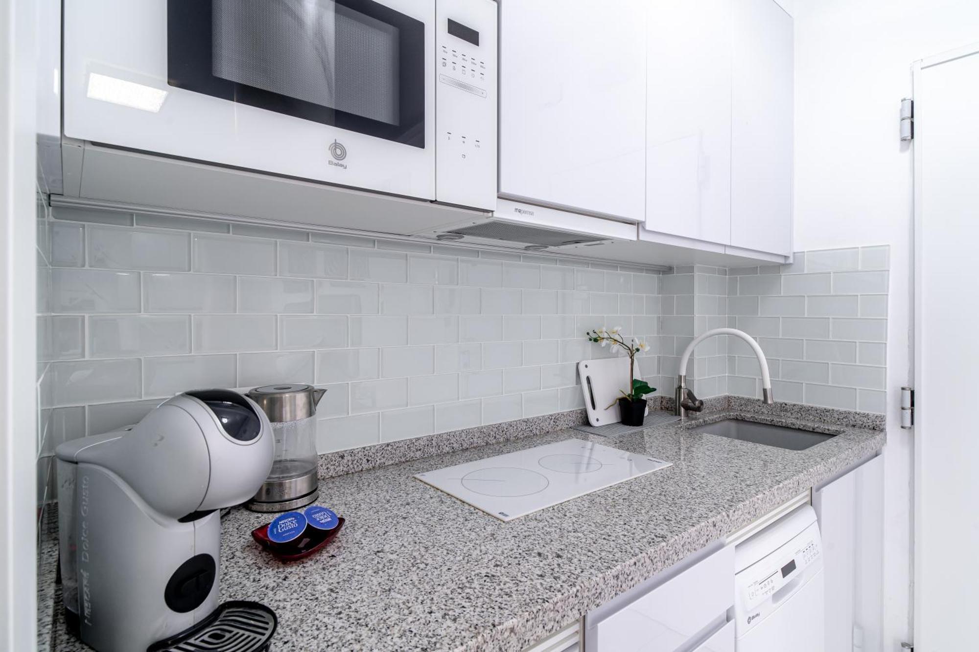 Silver Horizon Luxury Apartment 内尔哈 外观 照片