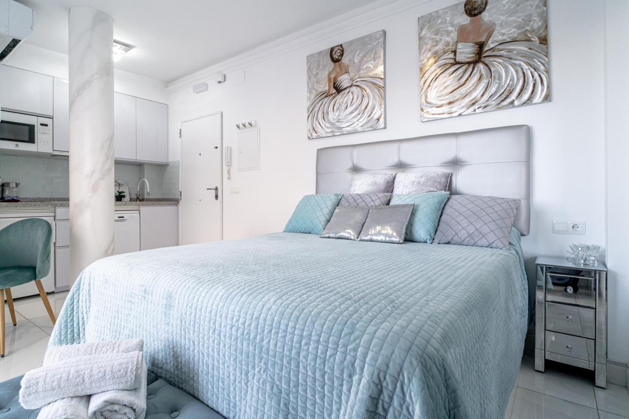 Silver Horizon Luxury Apartment 内尔哈 外观 照片